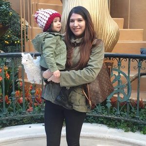 Meet your Posher, Nancy